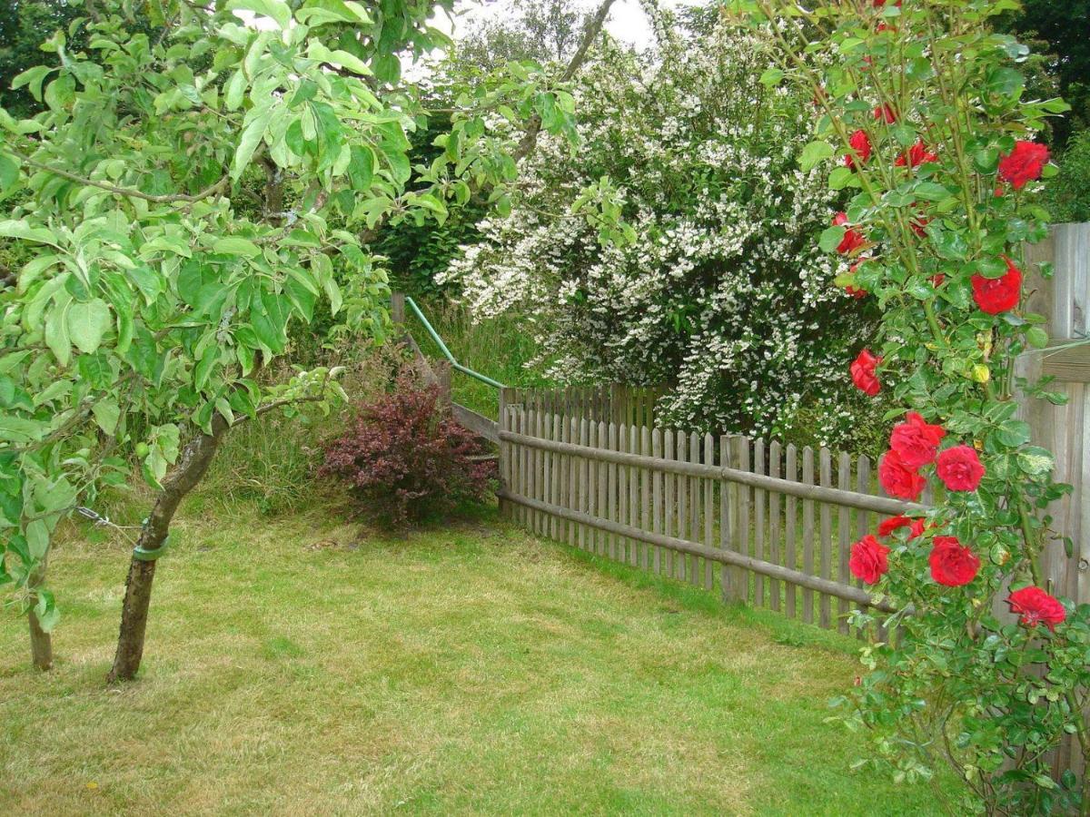 Fischerkate-Mit-Schoenem-Garten Sankt Peter-Ording Exterior photo
